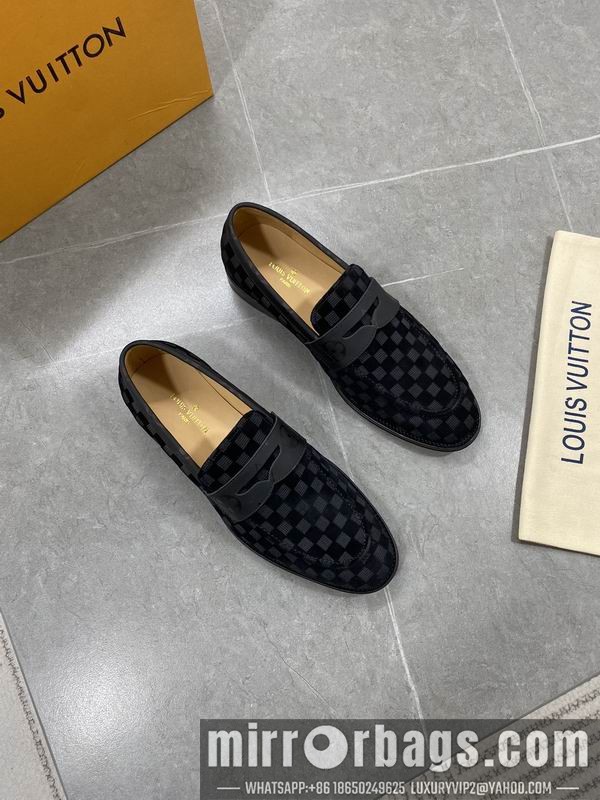 LV Replica Shoes LV sz38-45 mnf0161