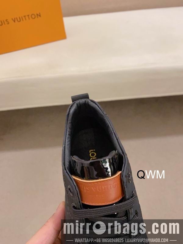 LV Replica Shoes LV colour sz38-45 WM1004