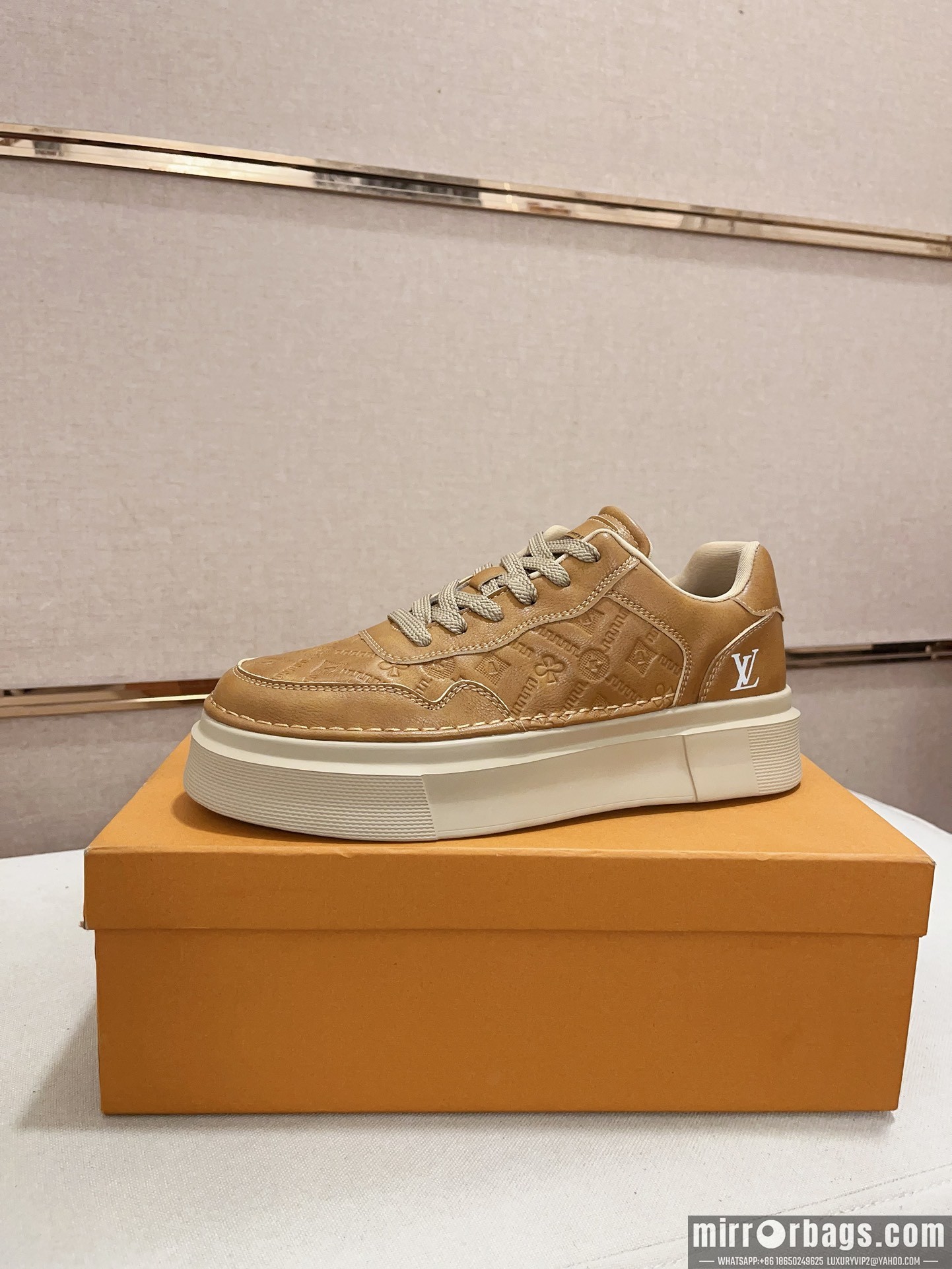 LV Replica Shoes LV sz38-44 hnh1209