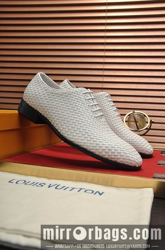 LV Replica Shoes LV sz38-45 mnf0567
