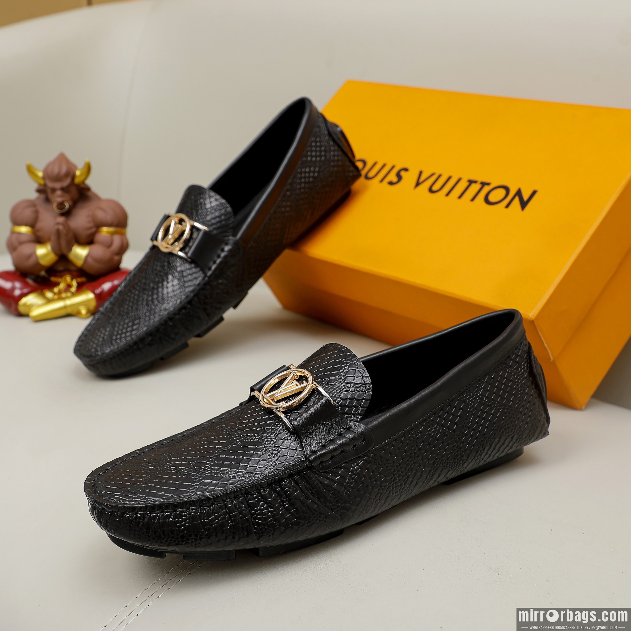 LV Replica Shoes LV sz38-44 0653