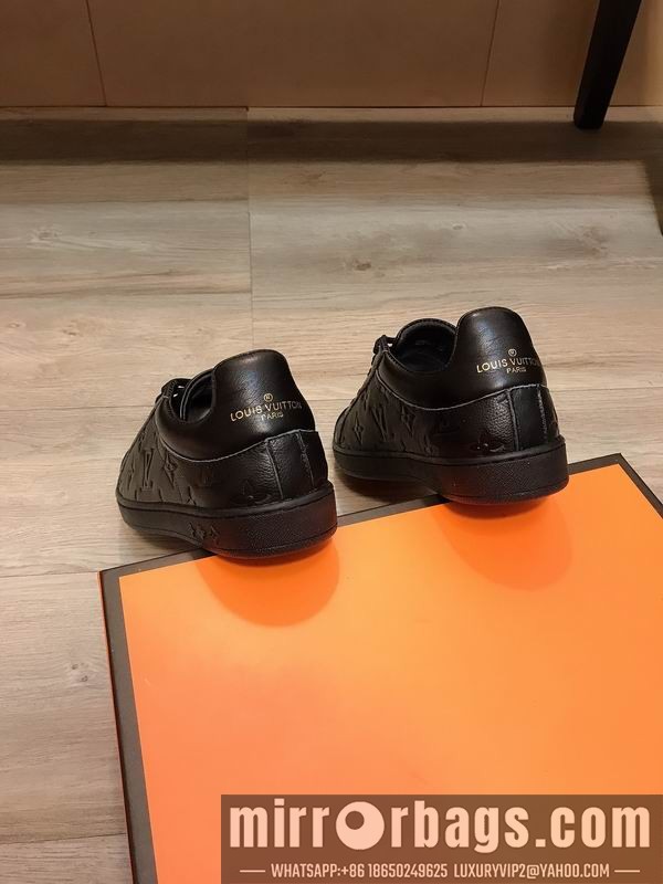 LV Replica Shoes LV sz38-44 mnf0309