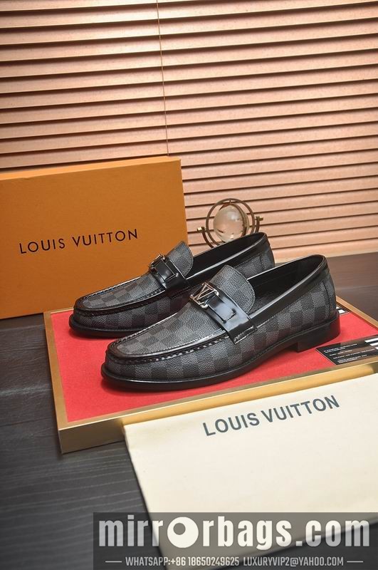 LV Replica Shoes LV sz38-45 mnf0562