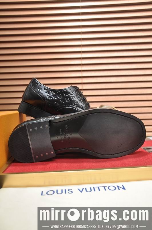 LV Replica Shoes LV sz38-45 mnf0411