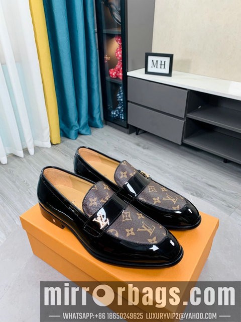 LV Replica Shoes LV SZ 38-44 22224017-8 2colors