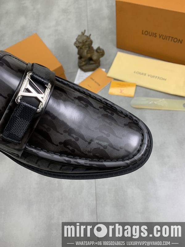 LV Replica Shoes LV sz38-45 mnf403