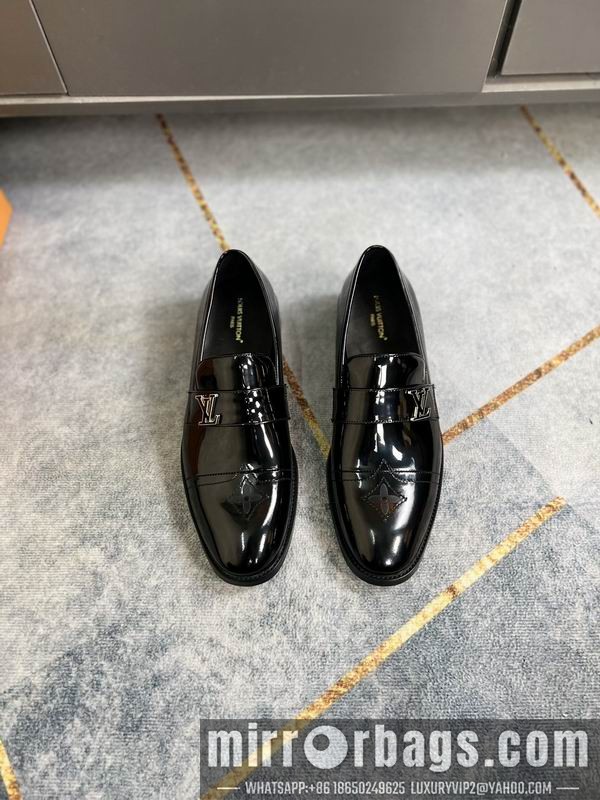 LV Replica Shoes LV sz38-45 mnf0103