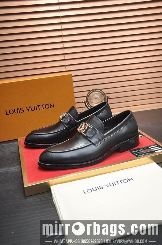 LV Replica Shoes LV sz38-45 mnf0556