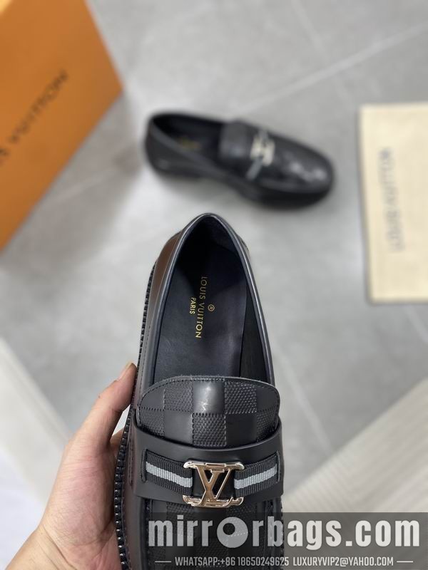 LV Replica Shoes LV sz38-45 mnf0155