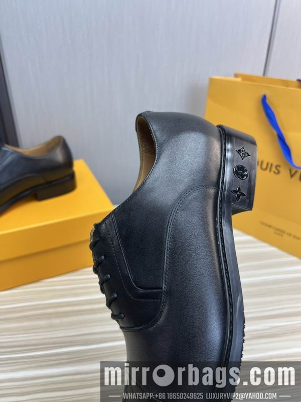 LV Replica Shoes LV sz38-45 mnf0341