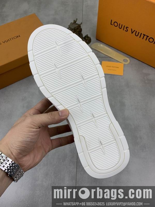 LV Replica Shoes LV sz38-44 mnf0417