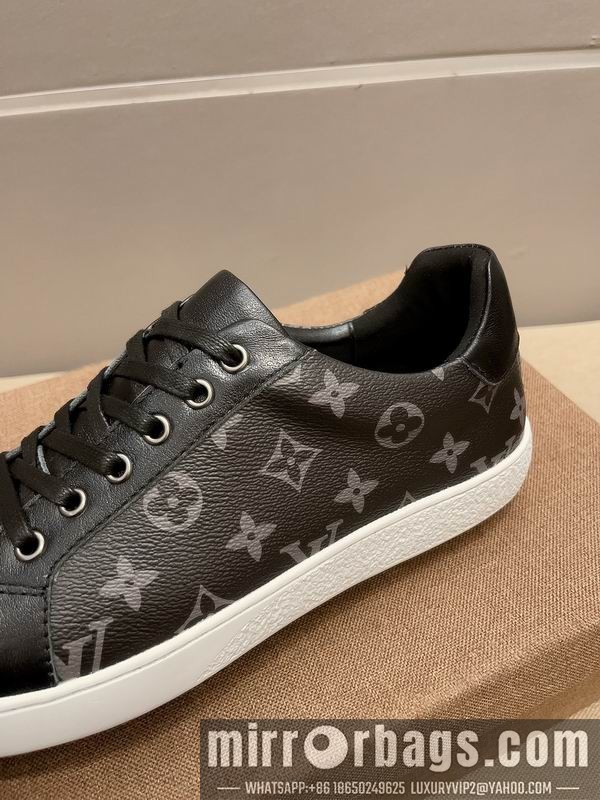 LV Replica Shoes LV sz38-45 mnf0201