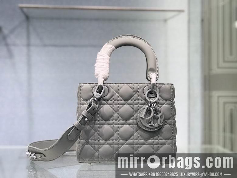 Dior Replica Bags 6605 20X16.5X8cm YG 3