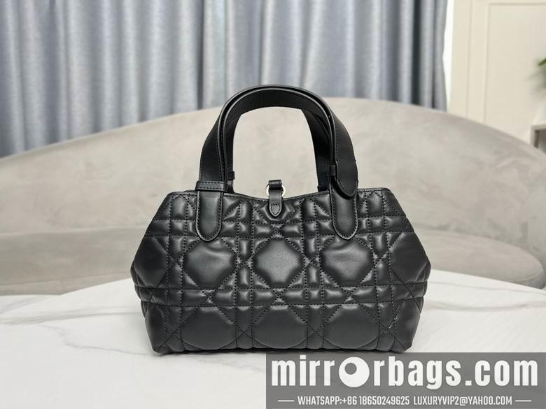 Dior Replica Bags 9282 23X15X15cm YG 4