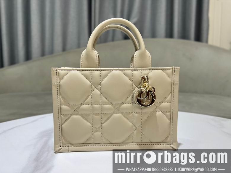 Dior Replica Bags 9225 21.5X13X7.5cm YG 4