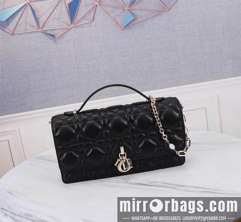 Dior Replica Bags 9268 21X11.5X4.5cm YG 1