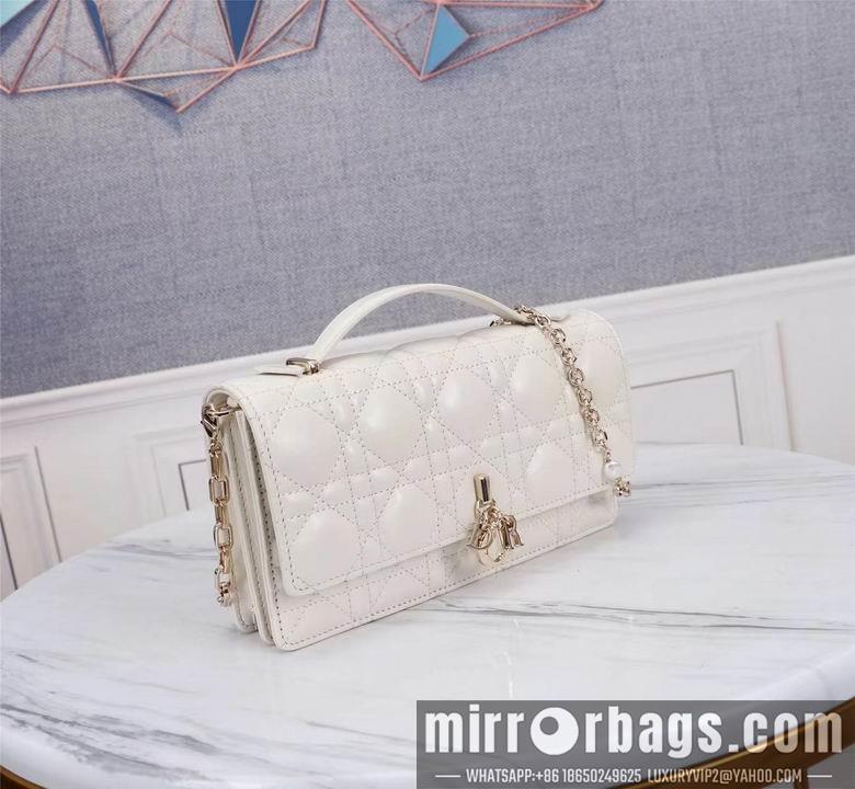 Dior Replica Bags 9268 21X11.5X4.5cm YG 3