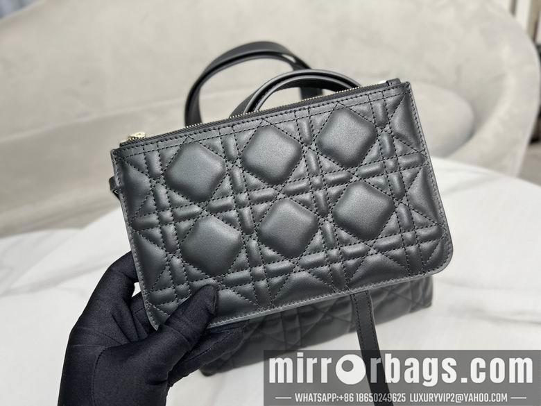 Dior Replica Bags 9282 23X15X15cm YG 4