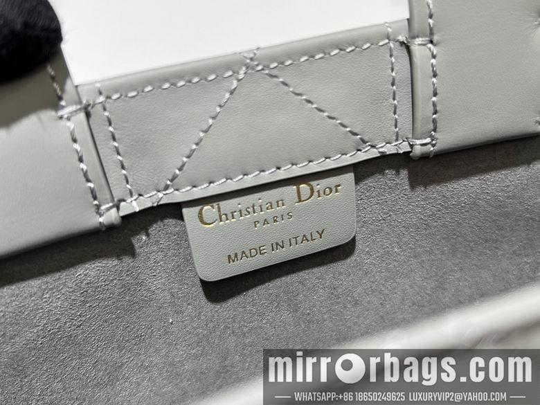 Dior Replica Bags 9225 21.5X13X7.5cm YG 3