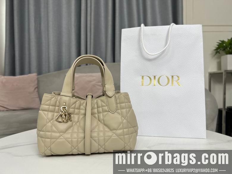 Dior Replica Bags 9282 23X15X15cm YG 2