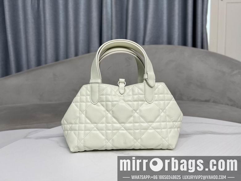 Dior Replica Bags 9282 23X15X15cm YG 1