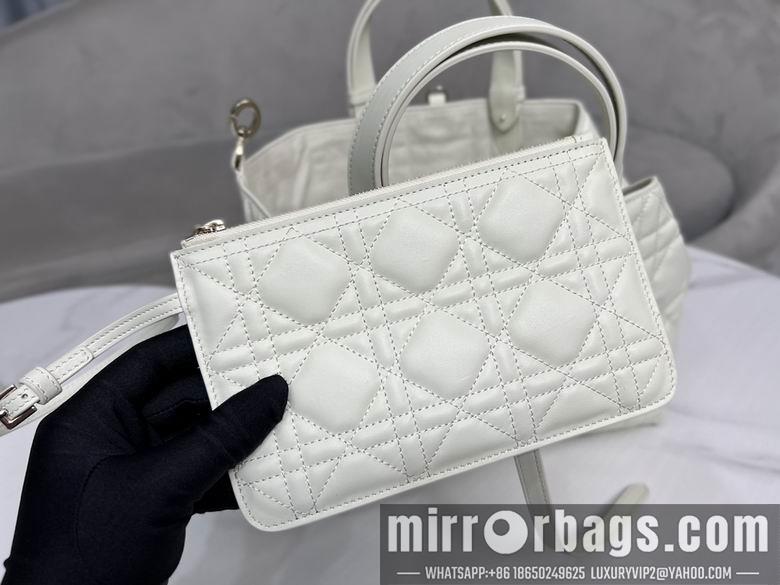 Dior Replica Bags 9283 28.5X19X21.5cm YG 1