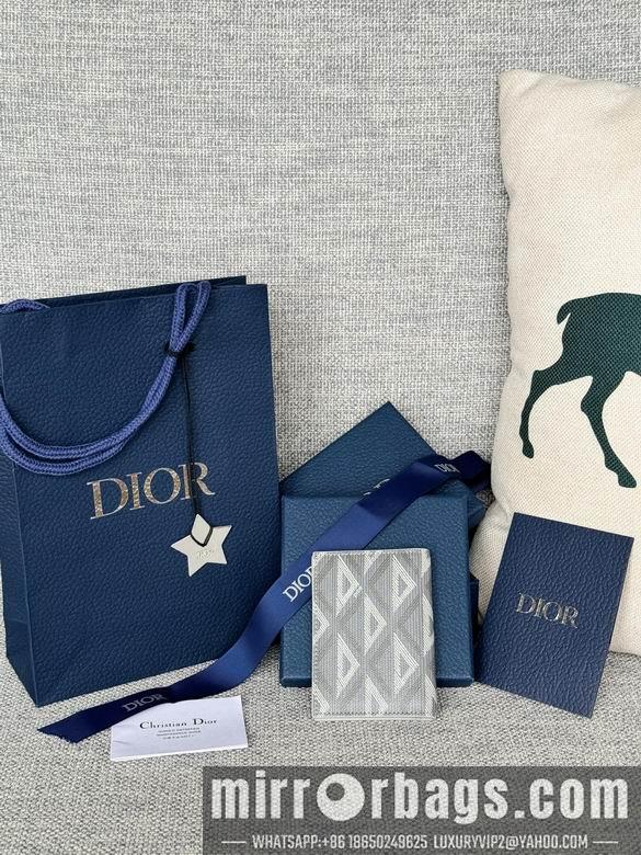 Dior Replica Bags 2ESCH138 8.2X11.2cm YG 4