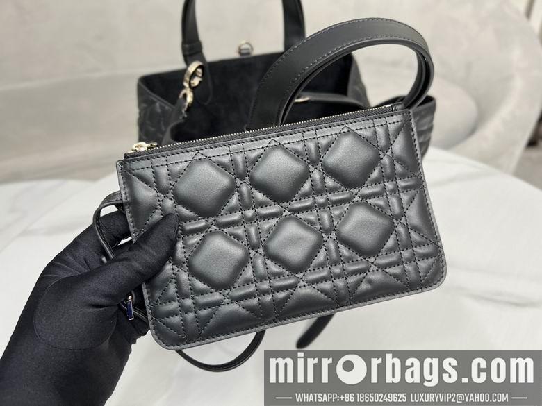 Dior Replica Bags 9283 28.5X19X21.5cm YG 4