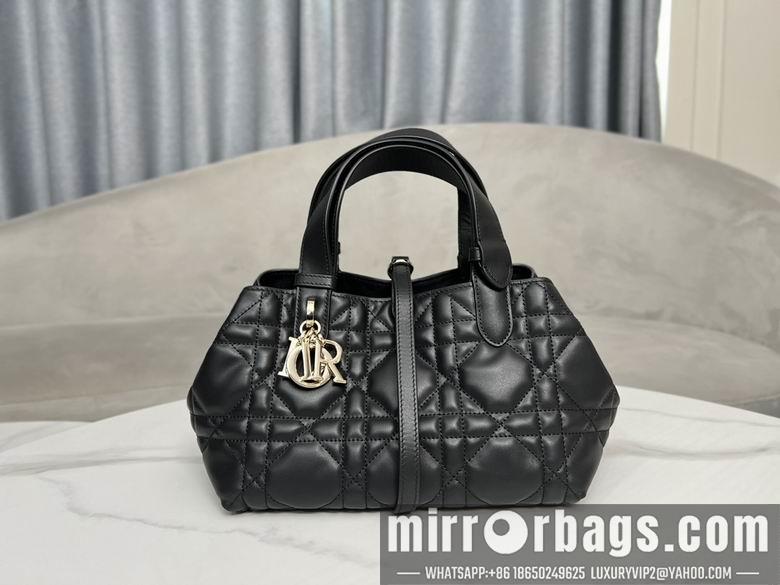 Dior Replica Bags 9282 23X15X15cm YG 4