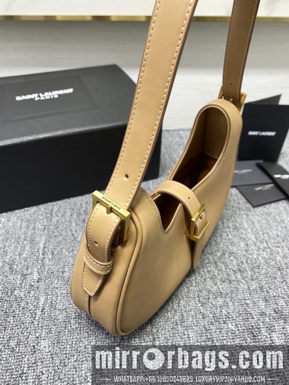 YSL Replica Bags 672615  24.5X18X17cm MT