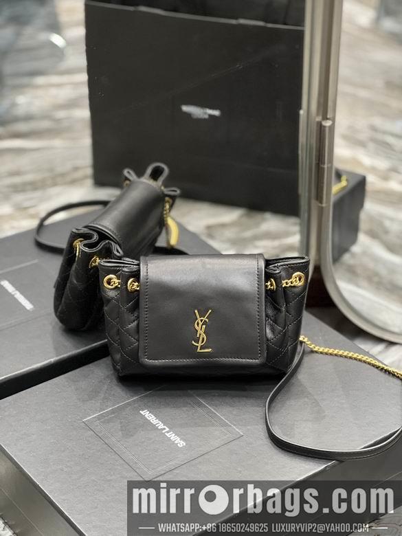 YSL Replica Bags YSL Nolita  672738 18x13x6cm 8D1