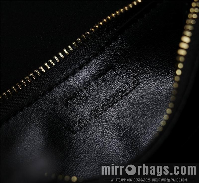 YSL Replica Bags YSL LE5A7 657230 24x24x10cm 8D