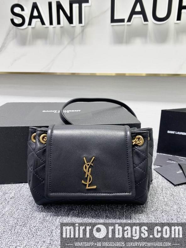 YSL Replica Bags 672838  18x13x6 cm mt