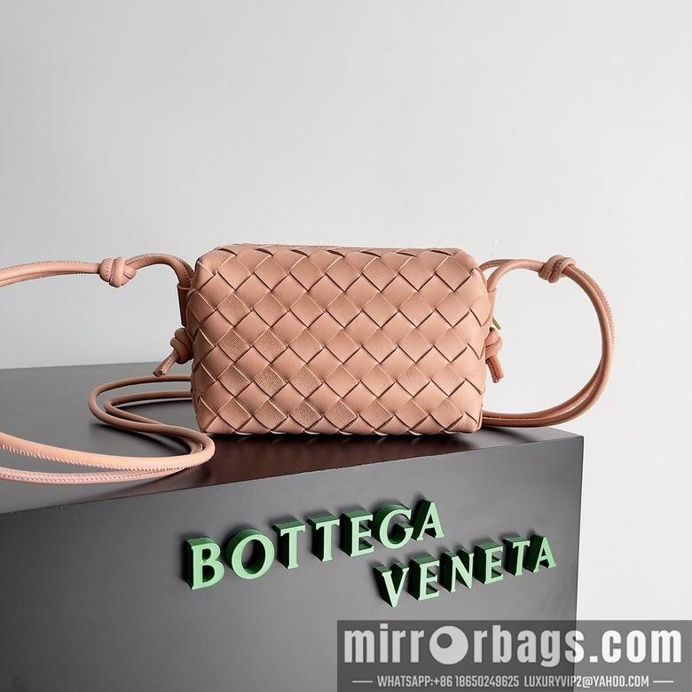 Bottega Veneta Replica Bags Loop 680254 17x10x6cm BG 3