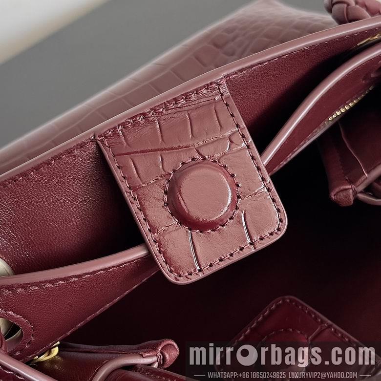 Bottega Veneta Replica Bags Andiamo 777614 22X9X15.5cm BG 4