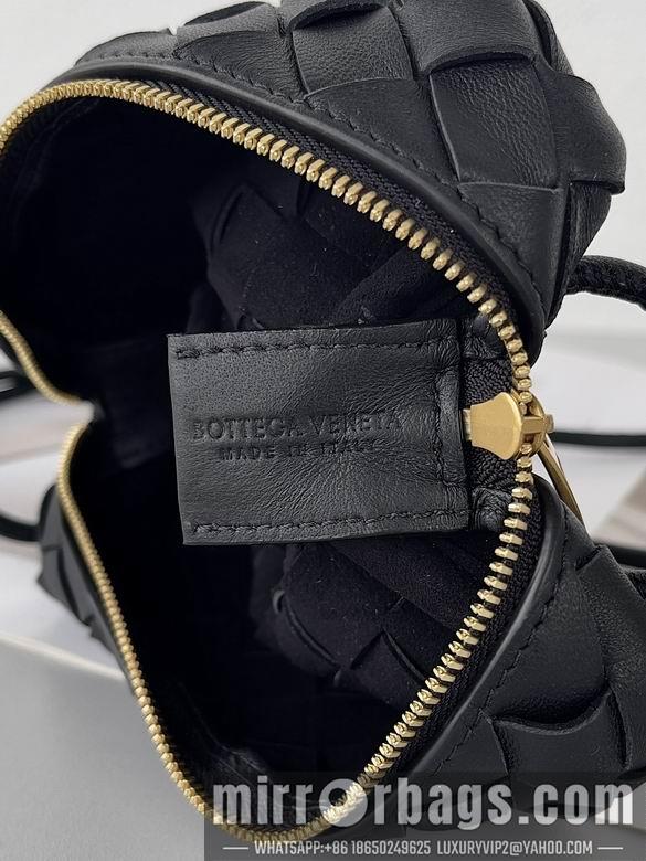 Bottega Veneta Replica Bags Loop 680254 17x10x6cm BG 2