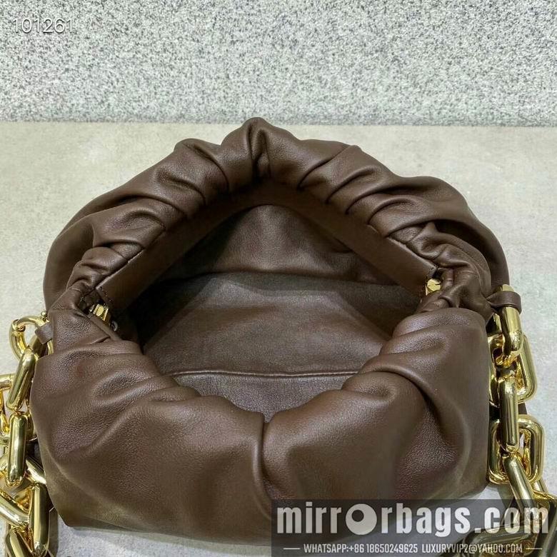 Bottega Veneta Replica Bags Chain Pouch AD22156 31X12X16cm