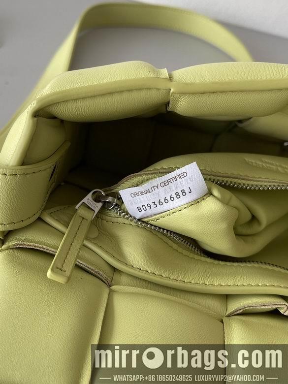 Bottega Veneta Replica Bags 70094 26x18x8cm BG 9