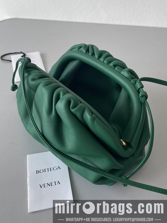 Bottega Veneta Replica Bags Pouch 23x13x5cm BG 5