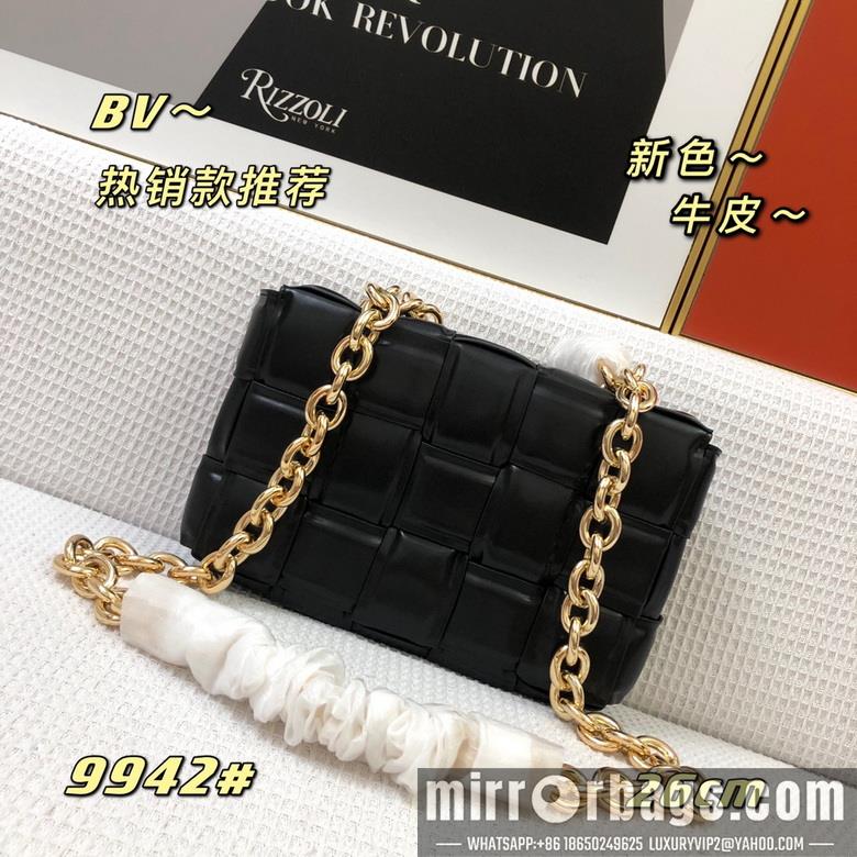 Bottega Veneta Replica Bags padded cassette 9942 26cm JY 10