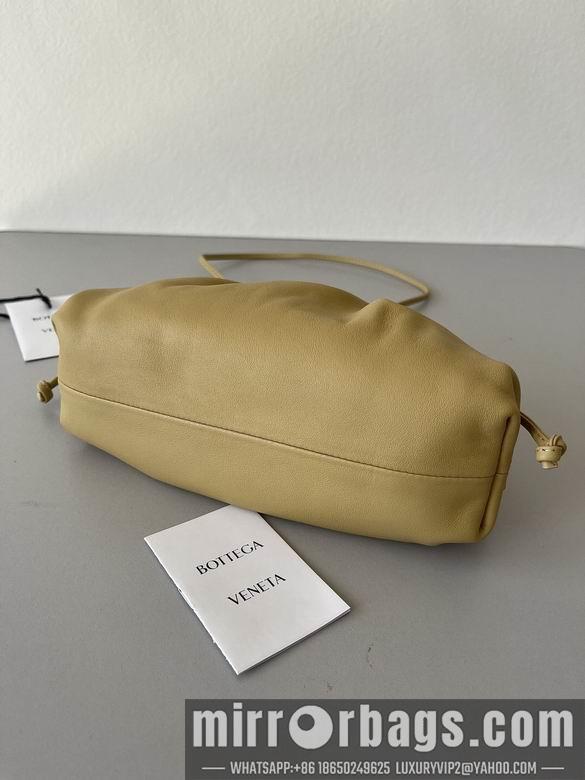 Bottega Veneta Replica Bags Pouch 23x13x5cm BG 13