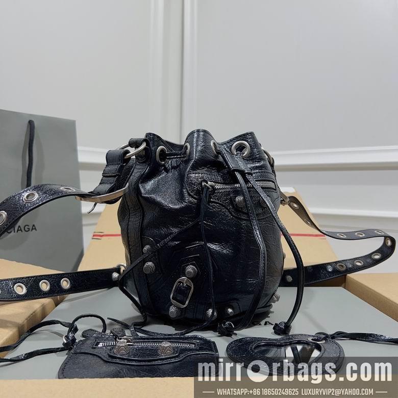 Balenciaga Bags LeCagole 15X17X19cm 032202 GY 6