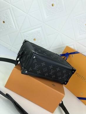 1:1 Louis Vuitton Bags BCM44478 25x18x10