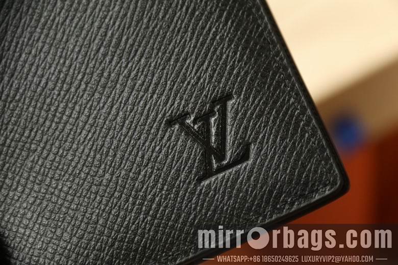 1:1 Louis Vuitton Bags M64002 11X9X2cm XM