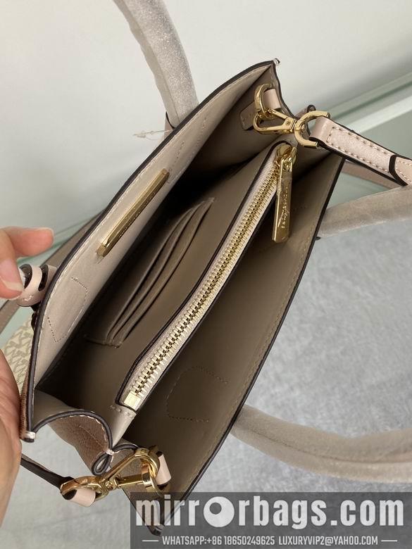 Michael Kors Bags Mercer 22X10X19cm 091104 DY 5