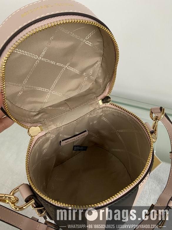 Michael Kors Bags 14X14X15cm 090926 DY 2
