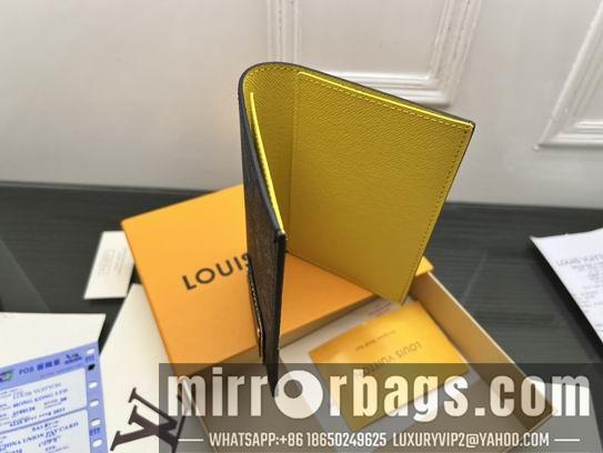 1:1 Louis Vuitton Bags M64502 10x14x2.5cm zy