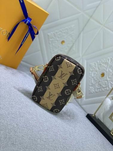1:1 Louis Vuitton Bags 81005 11X18X8cm