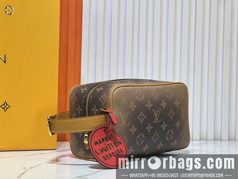 1:1 Louis Vuitton Bags Dopp Kit M11765 23x13x12cm ss