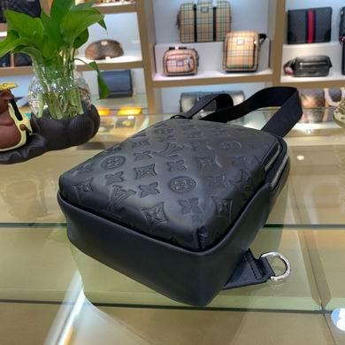 1:1 Louis Vuitton Bags 6962-5 17X7X28cm WP